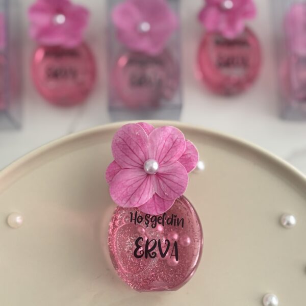 Pembe Ortancalı Simli 50cc Mika Oval Şişe